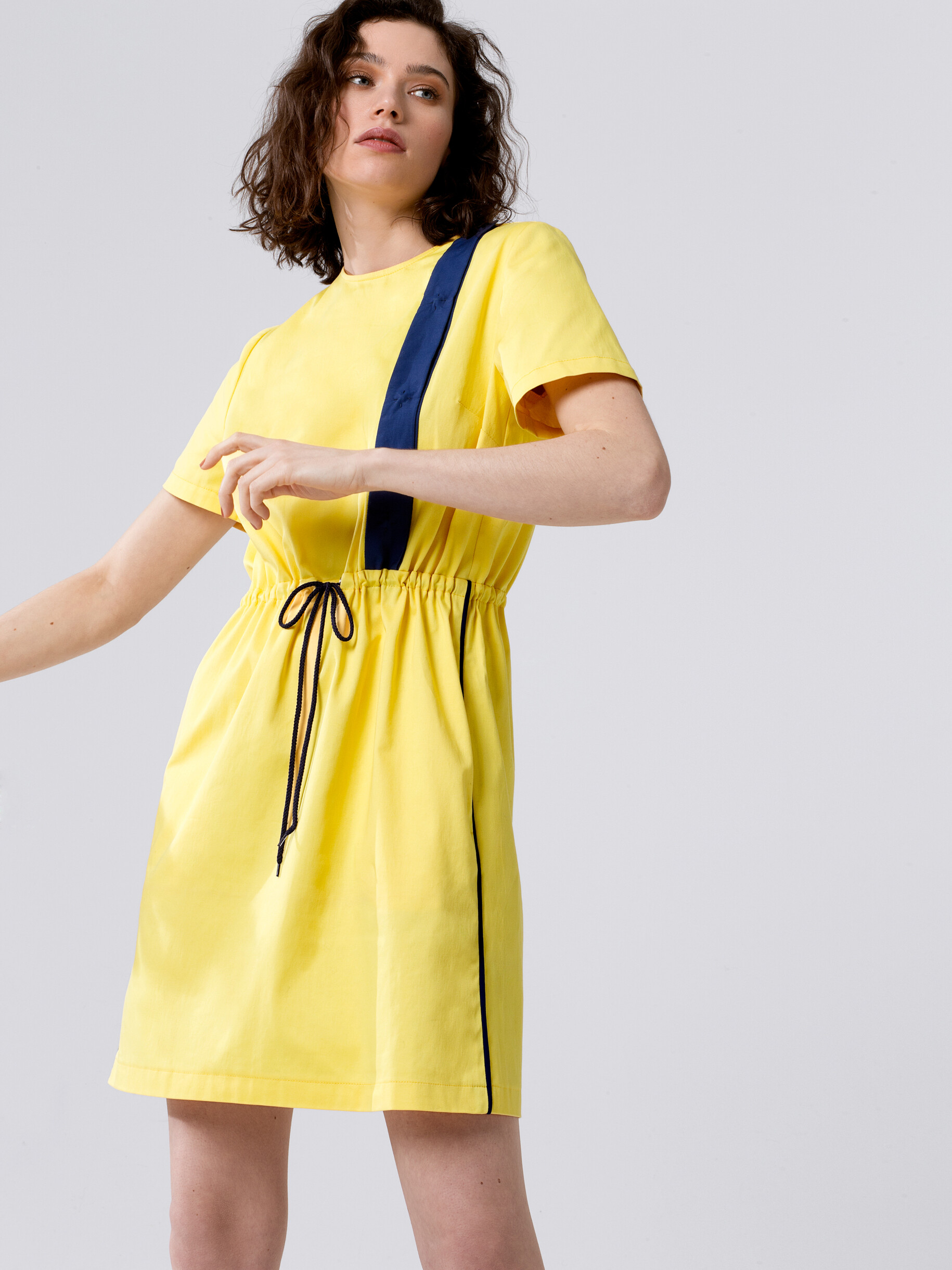 Kleid in Streifenoptik – Jurken & Rokken