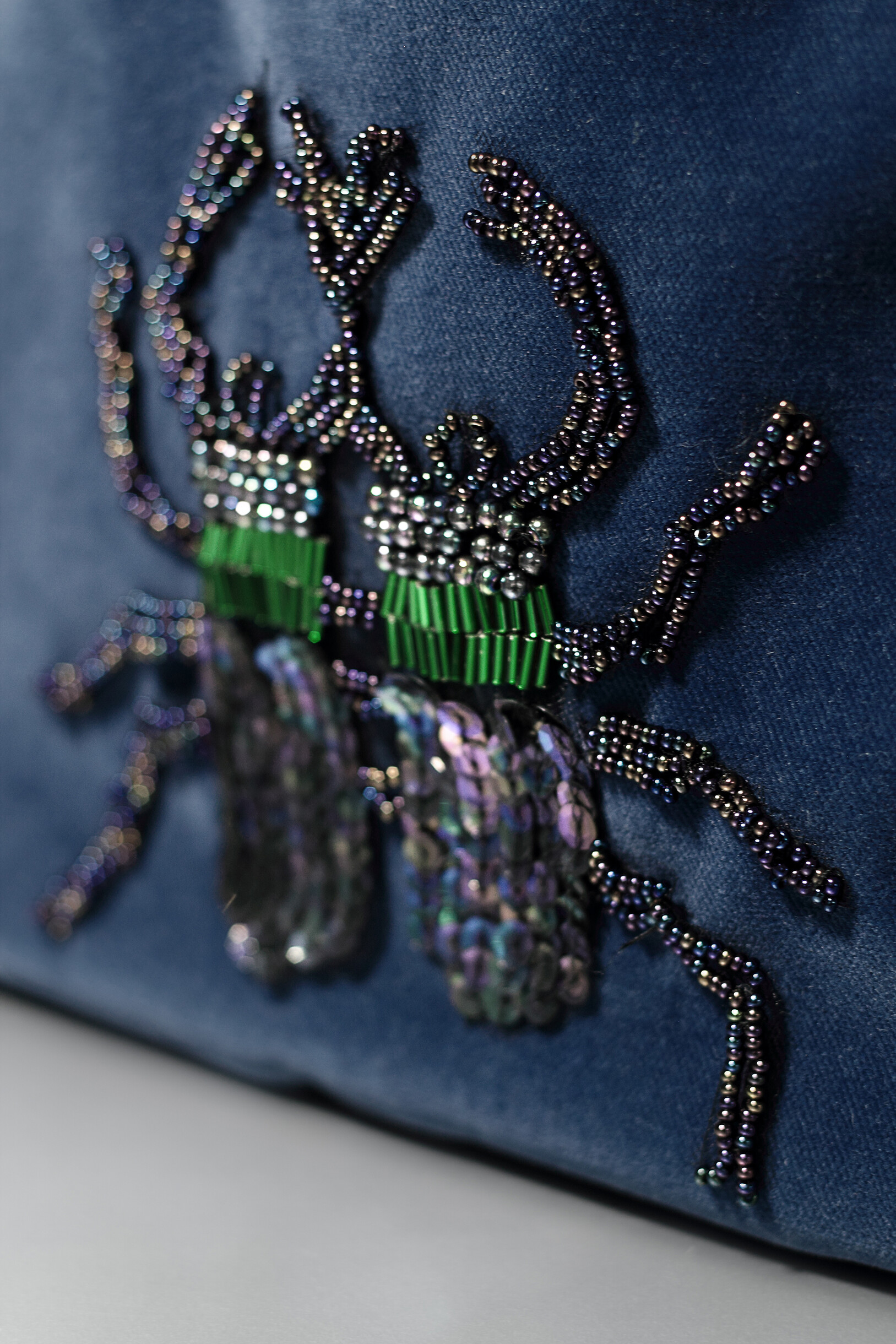 Tasche aus Samt – Tassen