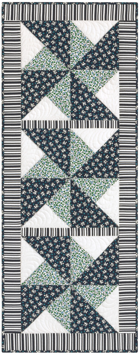 Bells and Bows Runner Pattern