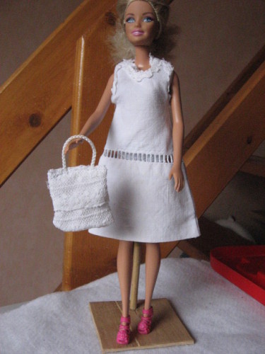 Barbie poppenlaken swingjurk