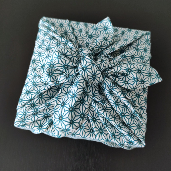 Naai en vouw een Furoshiki