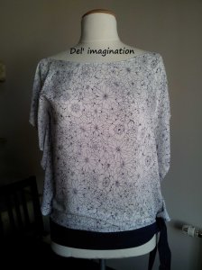 Top met vlindermouwen