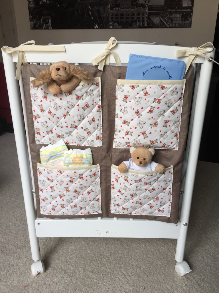 Babybedje organizer
