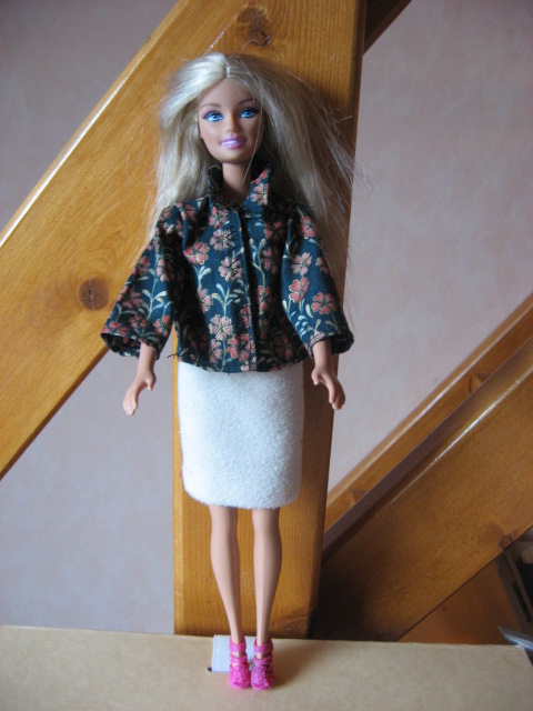 Barbie Blouse & Rechte Rok