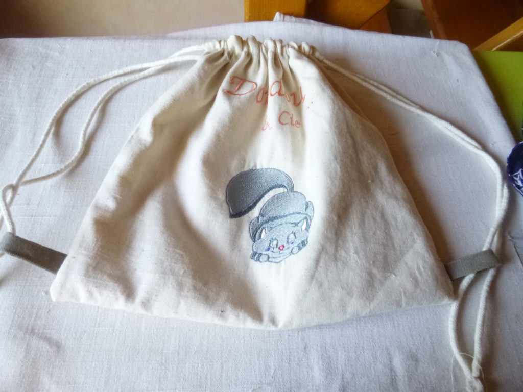Sac à dos doudous bi-face maternelle