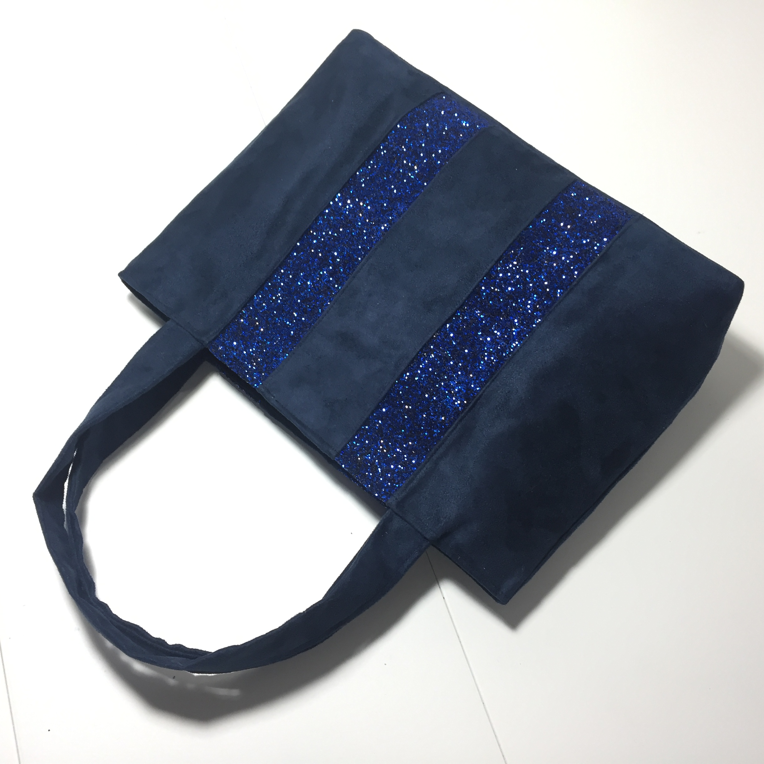 Sac suédine et bandes simili pailleté